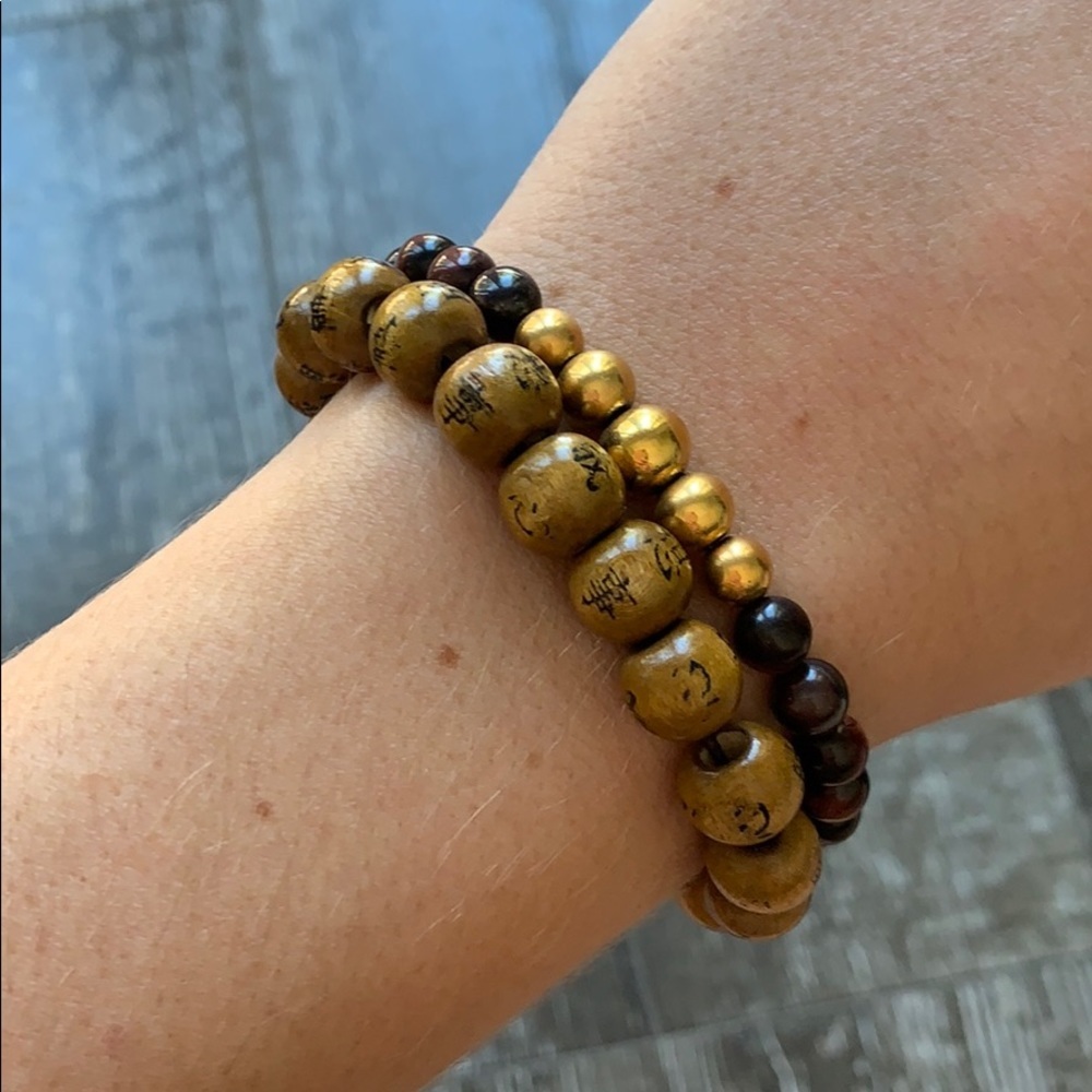 Set of brown beaded bracelets